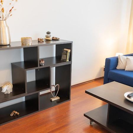 Spacious 2Br Dristor Apartment Bukarest Eksteriør billede