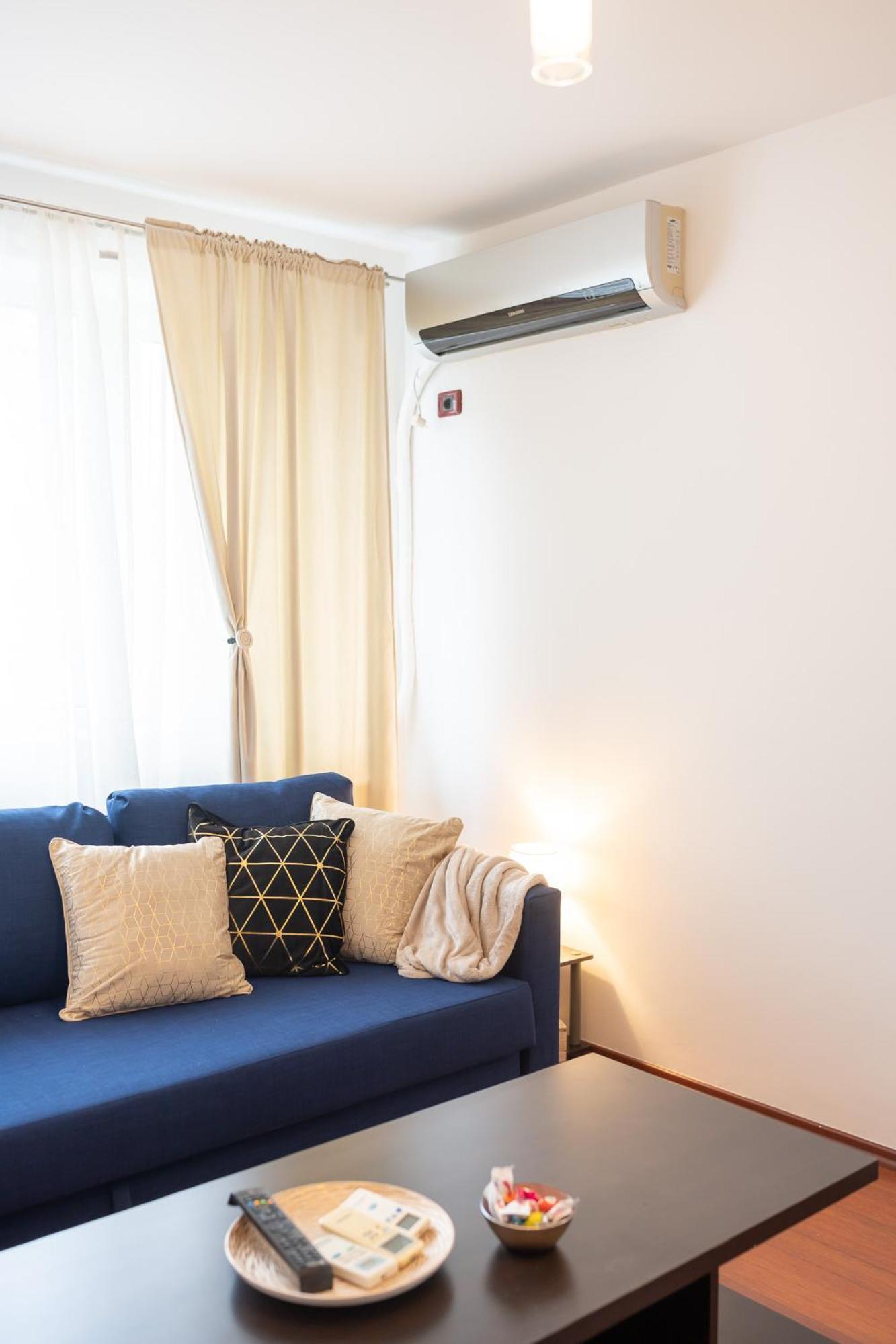 Spacious 2Br Dristor Apartment Bukarest Eksteriør billede
